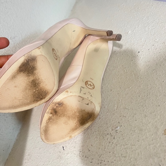Michael Kors Peep Toe nude high heels Platforms shoes Size 9 special occasion - Picture 11 of 14
